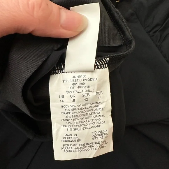 New Magicsuit hyperlink Charlize one shoulder swimsuit - Picture 5 of 6